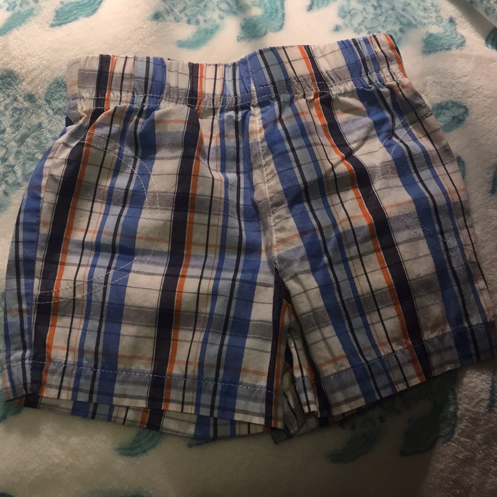Carters 6 mo plaid shorts